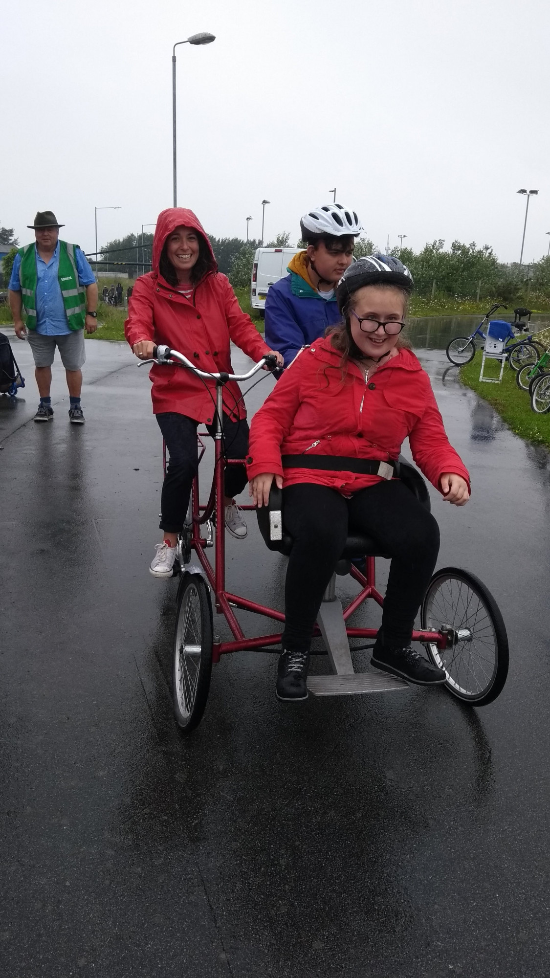 Adapted bike in the rain